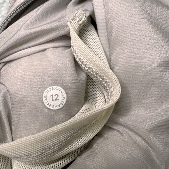 Lululemon Go Cozy Sherpa Fleece Jacket Heathered Ceramic Beige - Picture 5 of 15